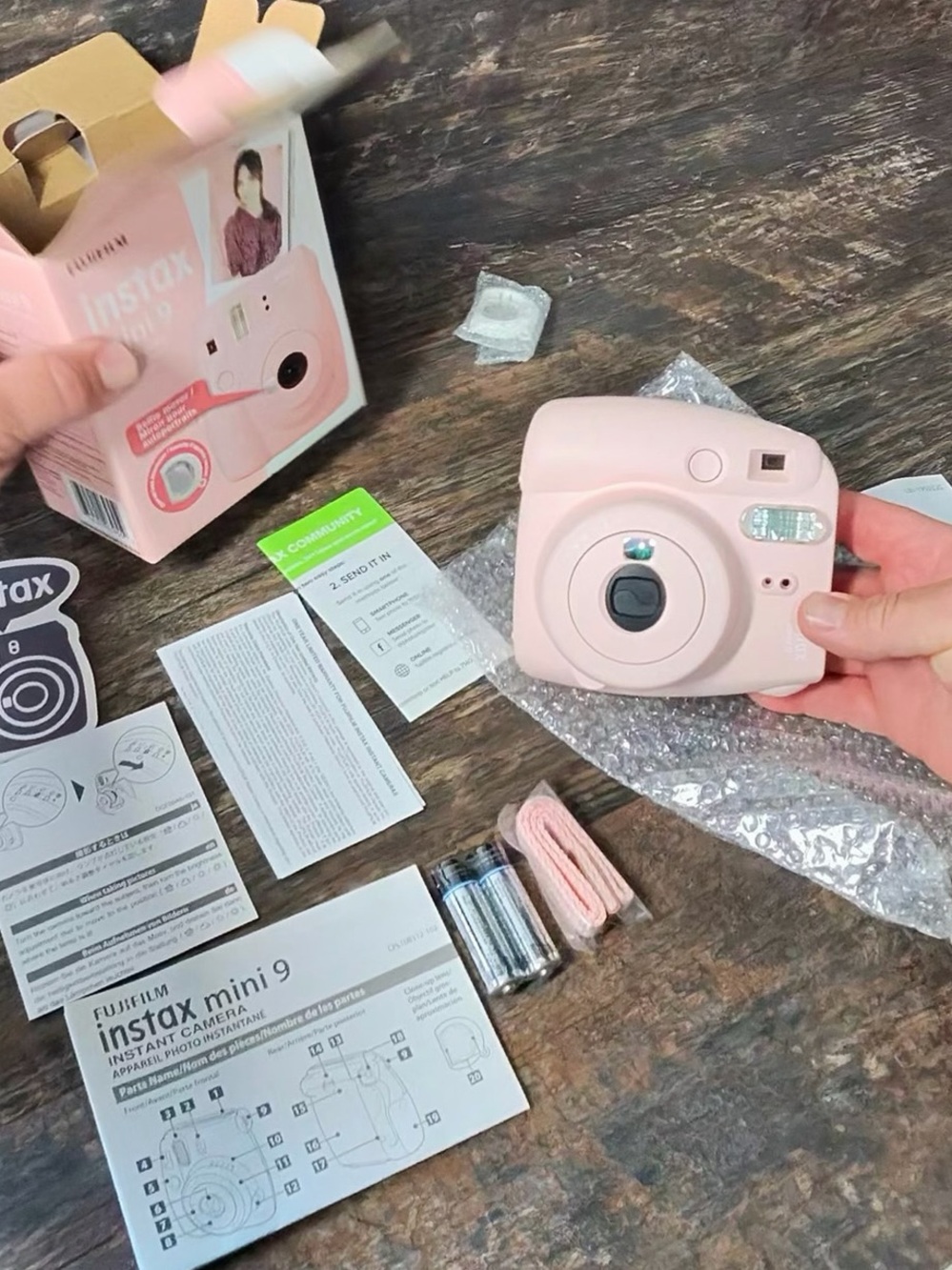 Fujifilm Instax Mini 9 Instant Camera - Light Pink